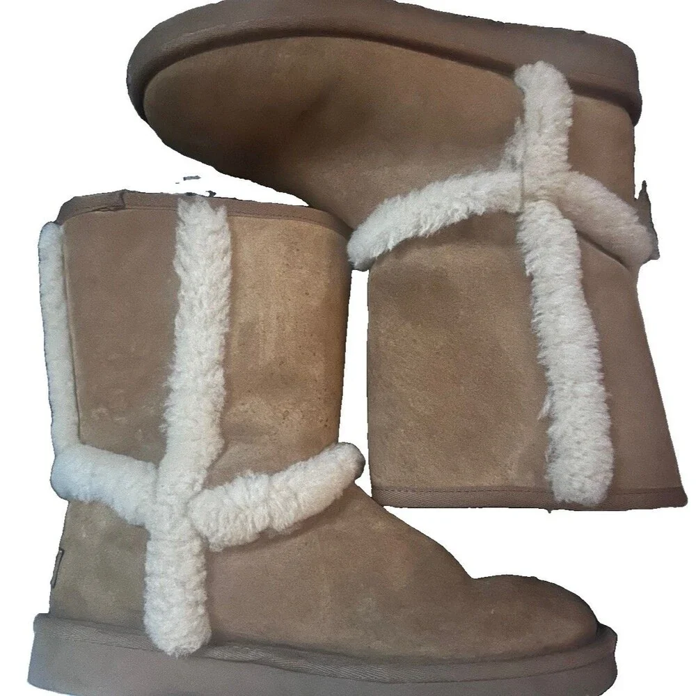UGG Australia Classic Tall Spill Seam Chestnut Sheepskin Boots Women’s Size 8